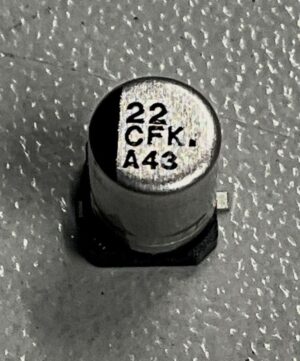 22UF-16V EEEFK1C220UR SMD-ELKO PAN 105° 4X5,8MM