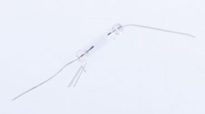 6,0V-0,05A-0,3W AXIAL-SIJALICA