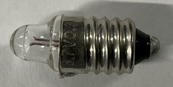 3,7V-0,3A-1,11W E10-LAMPA