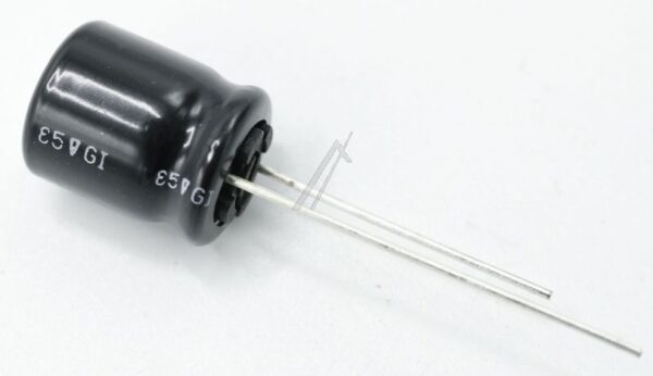 820UF-10V EEUFR1A821 ELKO RADIAL PAN 105° 10X12,5MM