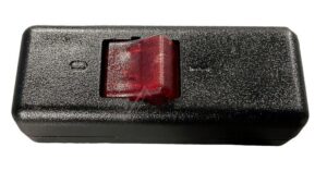 8010-104.01 SCHNUR-ZWISCHENSCHALTER SERIE 8010 SCHWARZ/ ROT BELEUCHTET